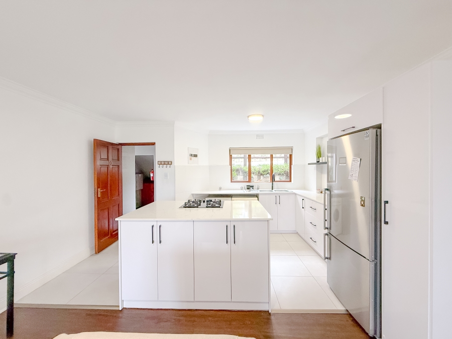 To Let 3 Bedroom Property for Rent in Castleton Western Cape
